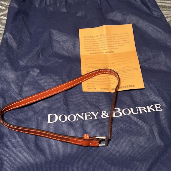 Dooney and Bourke Purse - Picture 7 of 7